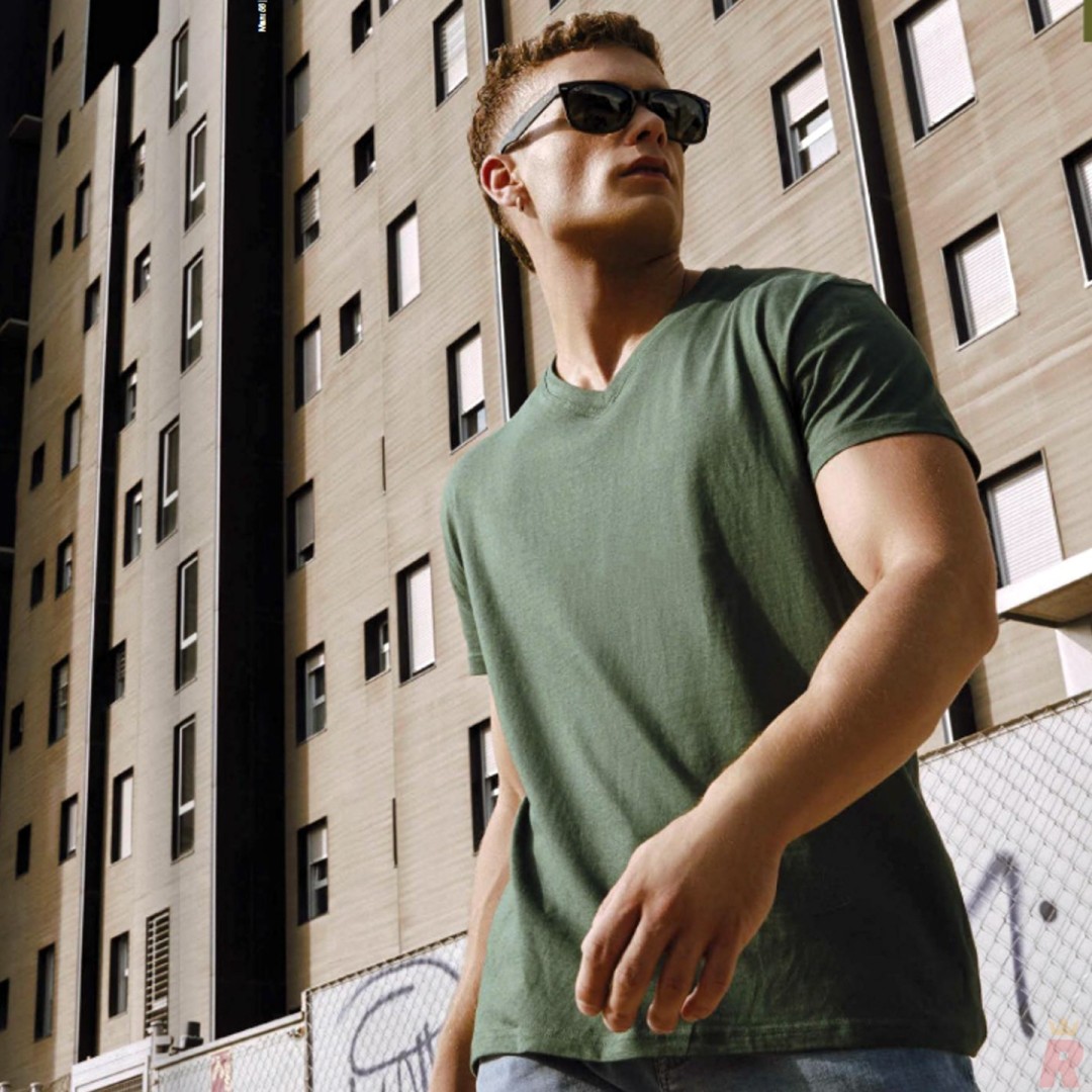 Camiseta Básica Hombre Escote Pico SAMOYEDO