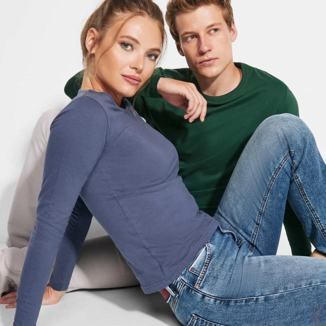 Camiseta Básica Semientallada Mujer Manga Larga...