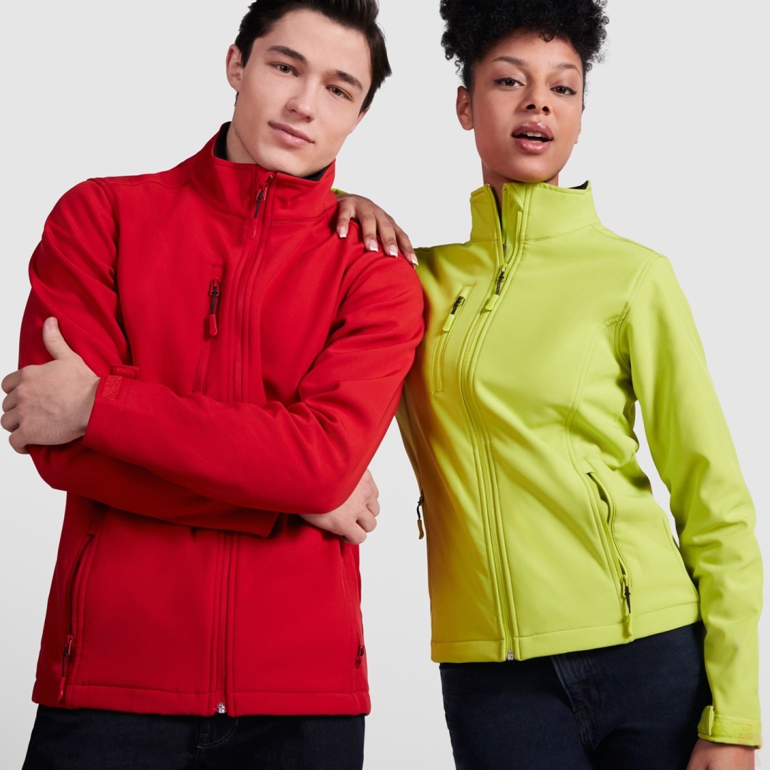 Chaqueta Entallada Softshell Forro Polar Mujer...