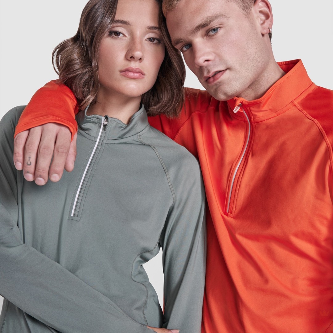 Sudadera Deportiva Técnica Entallada Mujer...